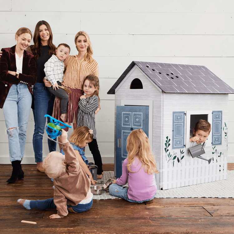 Make It Cute Playhouse - FAO Schwarz