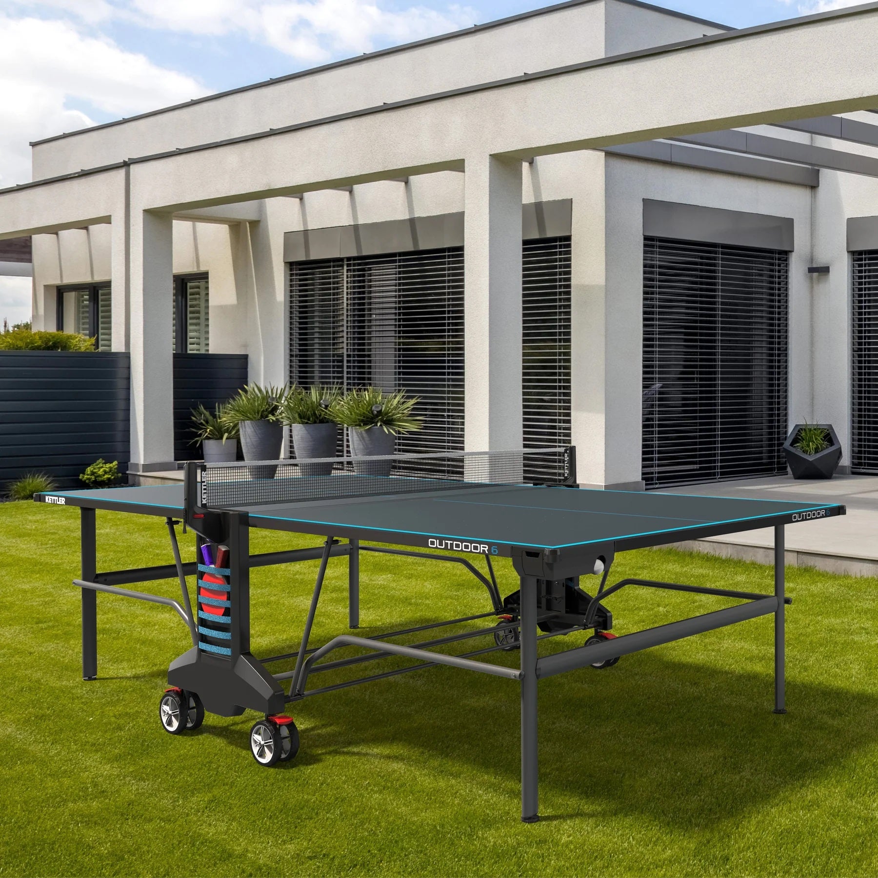 Outdoor 6 Table Tennis - FAO Schwarz