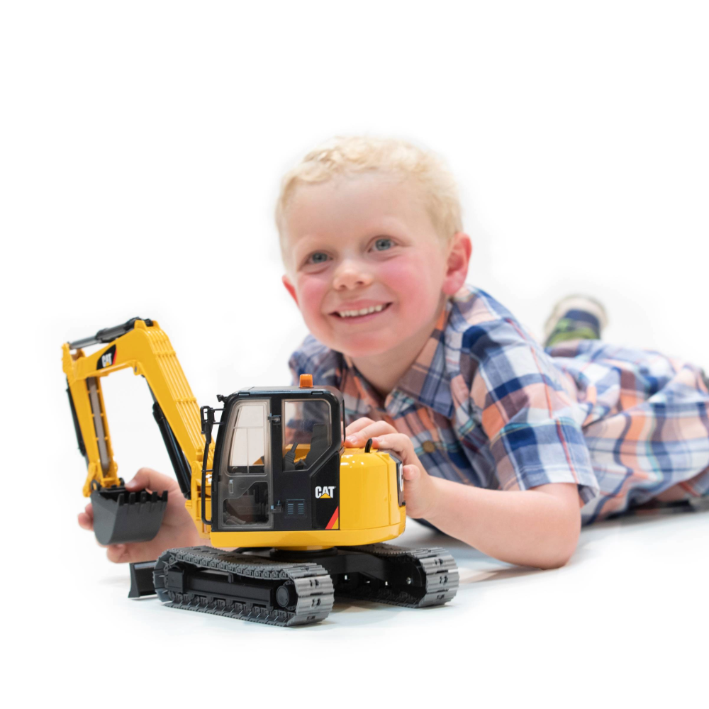 CAT Mini Excavator - FAO Schwarz