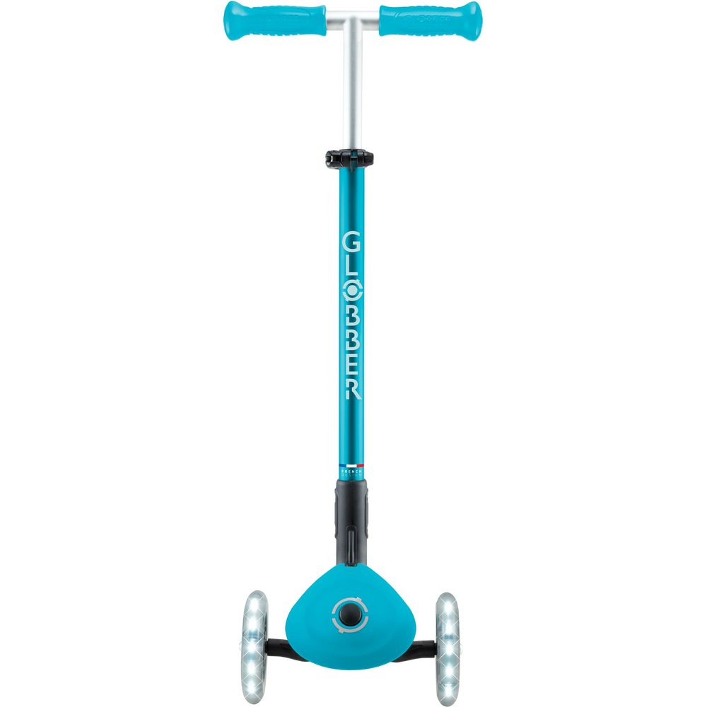 Elite Lights Scooter - FAO Schwarz