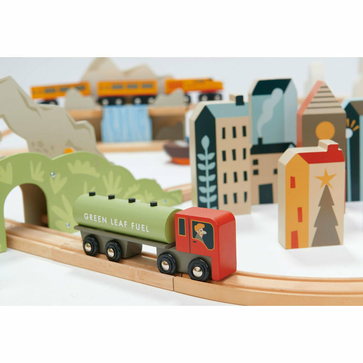 Mountain View Train Set - FAO Schwarz