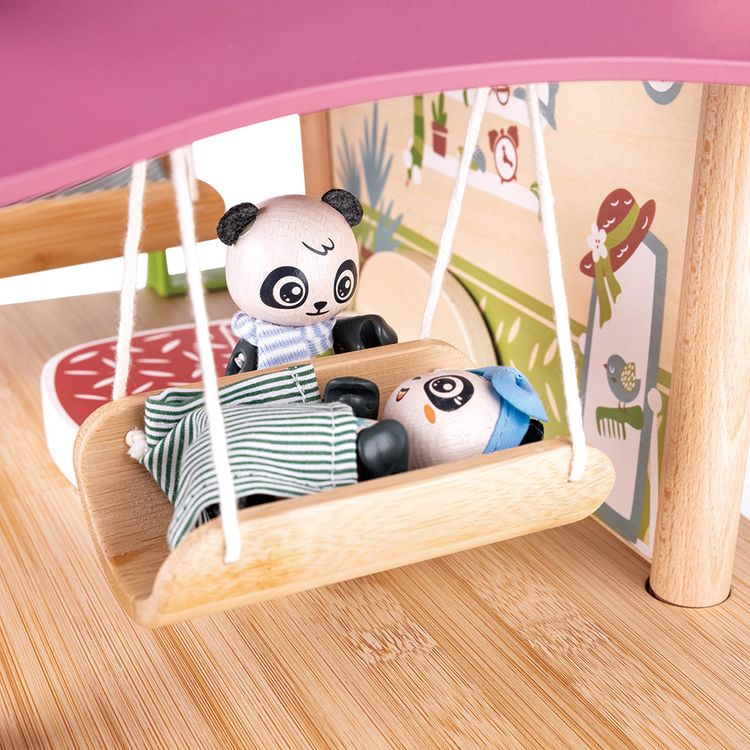 Pandas’ Bamboo House - FAO Schwarz