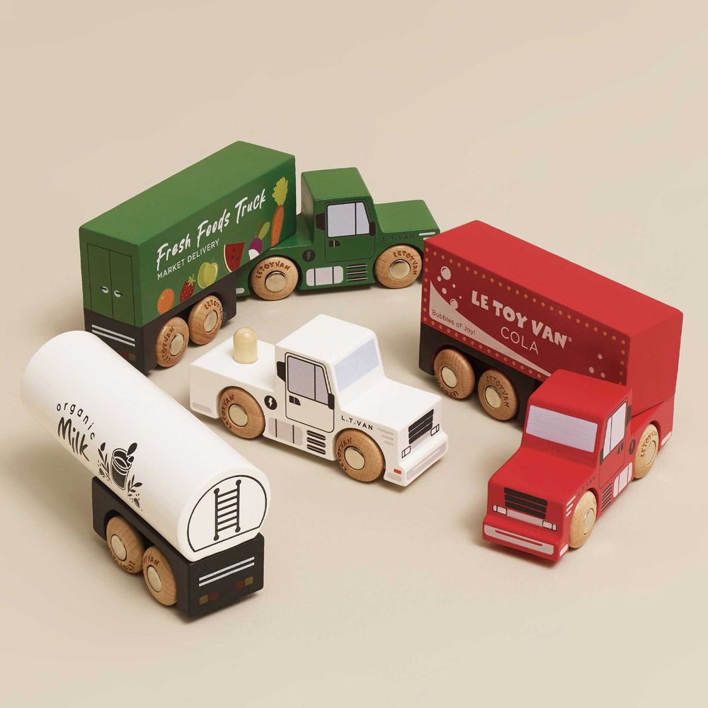Wooden Trailer Truck Set - FAO Schwarz