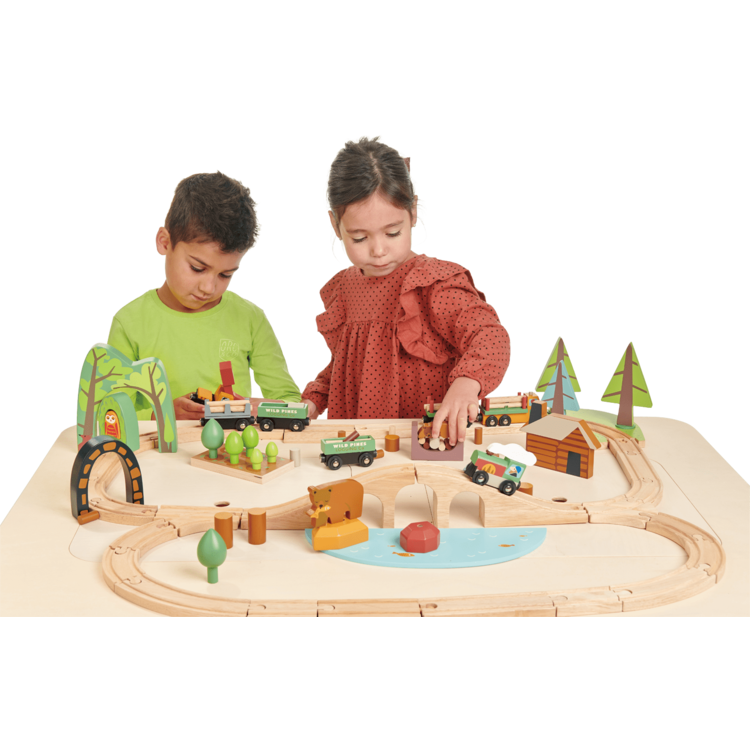 Wild Pines Train Set - FAO Schwarz