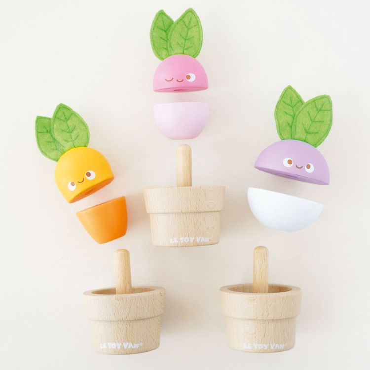 Stacking Wooden Veggies – 9 Pieces - FAO Schwarz