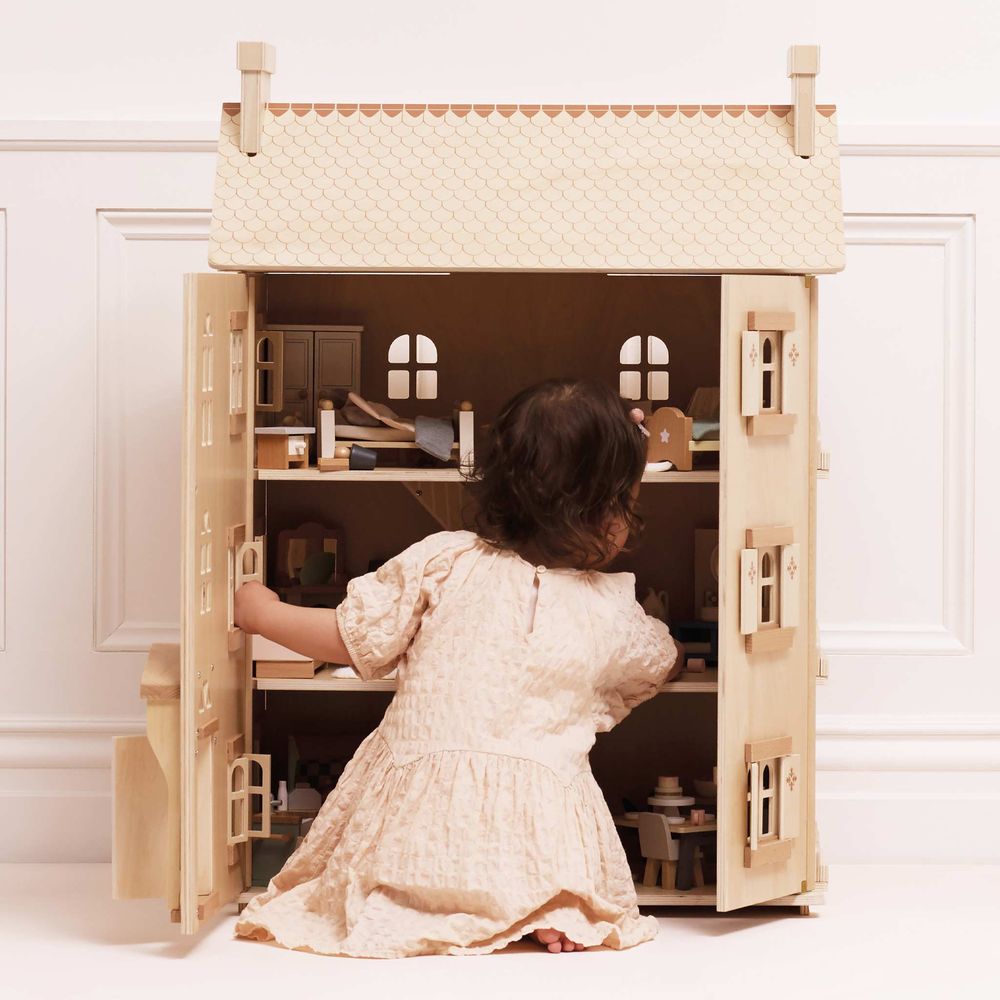 The Grand Natural Wood Doll House - FAO Schwarz