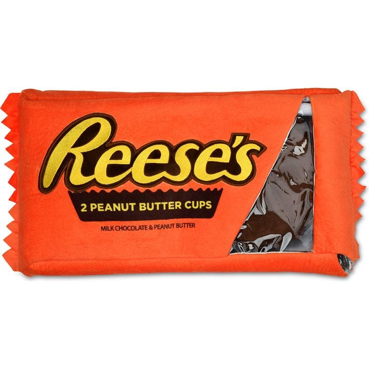Reese’s Playful Peanut Butter Pillow Pack - FAO Schwarz