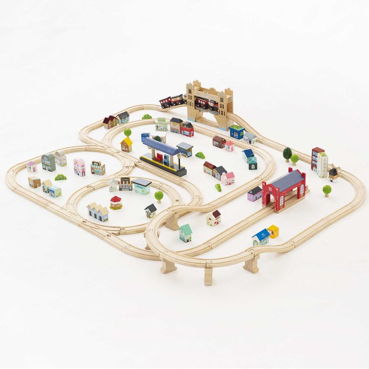 London Wood Train Set – 120 Pieces - FAO Schwarz