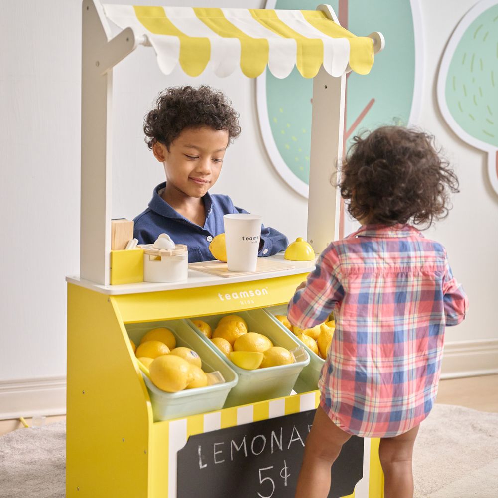 Sunny Citrus Lemonade Stand Playset with Interactive Accessories - FAO Schwarz