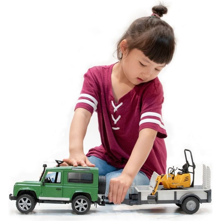 Land Rover with Trailer, Worker & JCB Excavator - FAO Schwarz