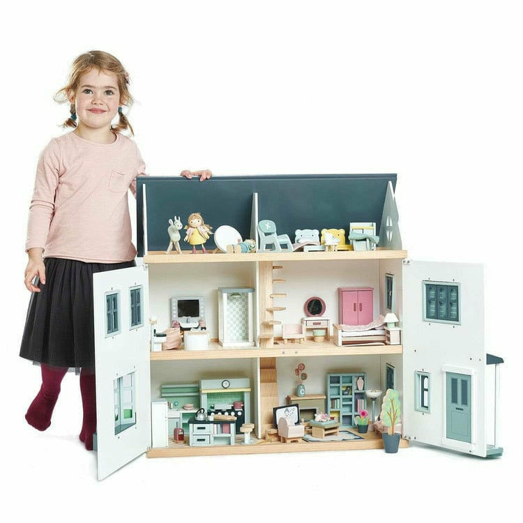 Dovetail Dollhouse - FAO Schwarz