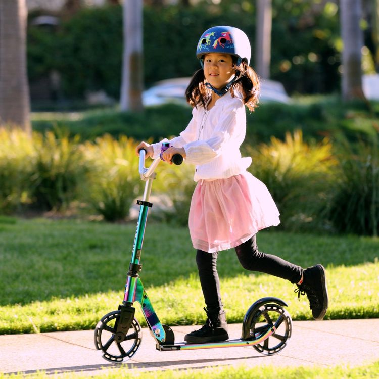 Micro Cruiser LED Scooter – Neochrome - FAO Schwarz
