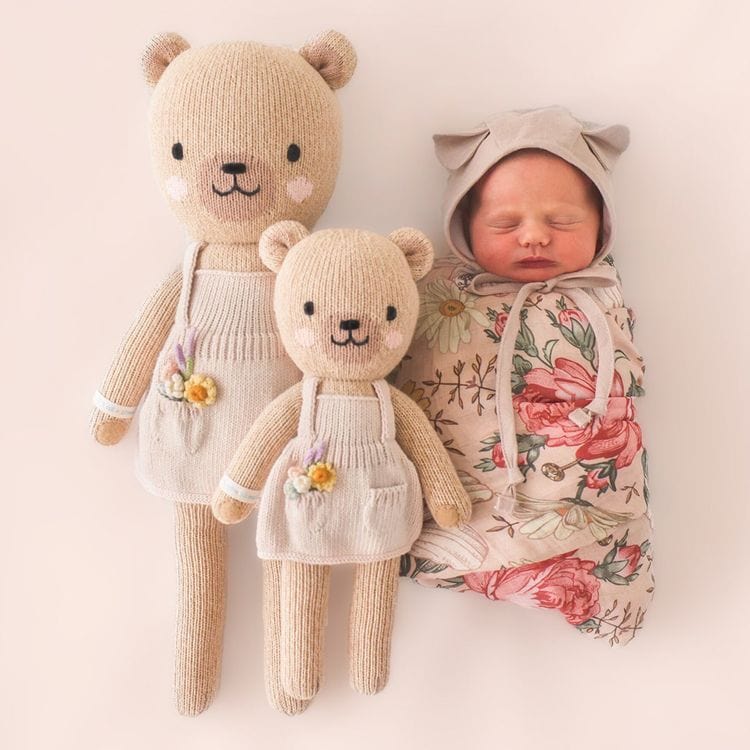 Regular 20″ Goldie the Honey Bear Hand-Knit Doll - FAO Schwarz