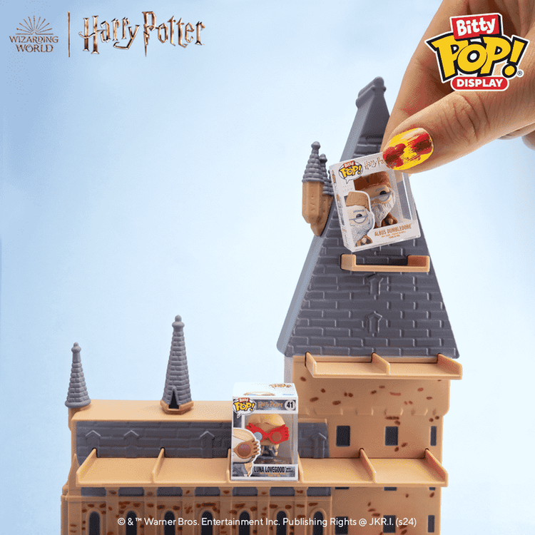 Harry Potter Bitty Pop! Display Hogwarts Castle - FAO Schwarz