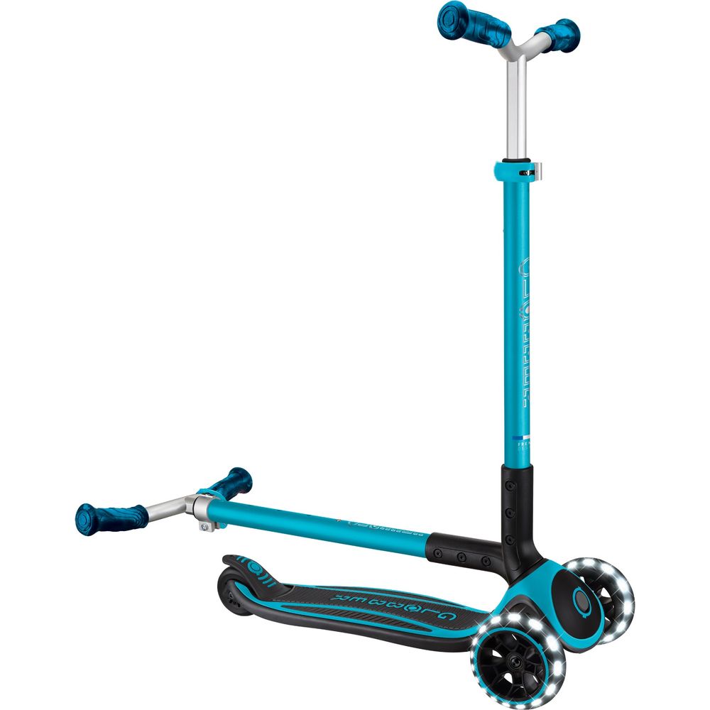 Ace Lights Scooter - FAO Schwarz