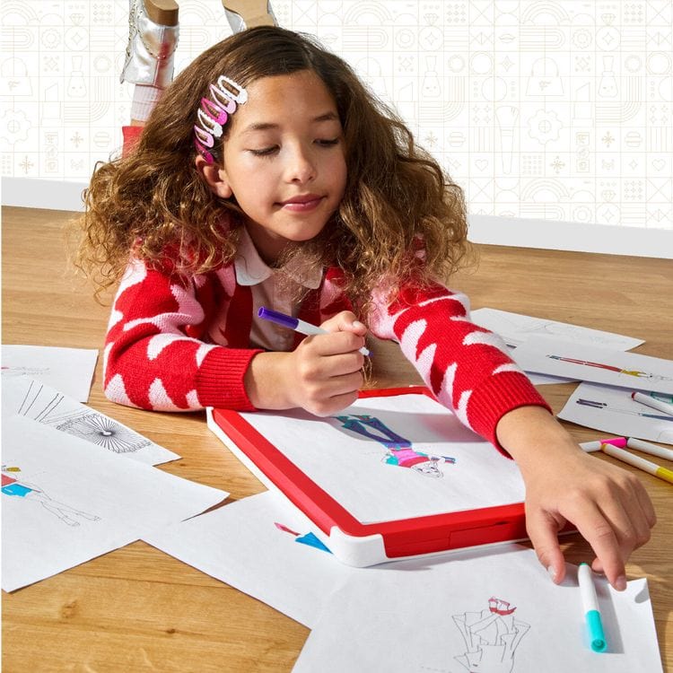 Flawless Fashion Designer Light-Up Tracing Tablet - FAO Schwarz