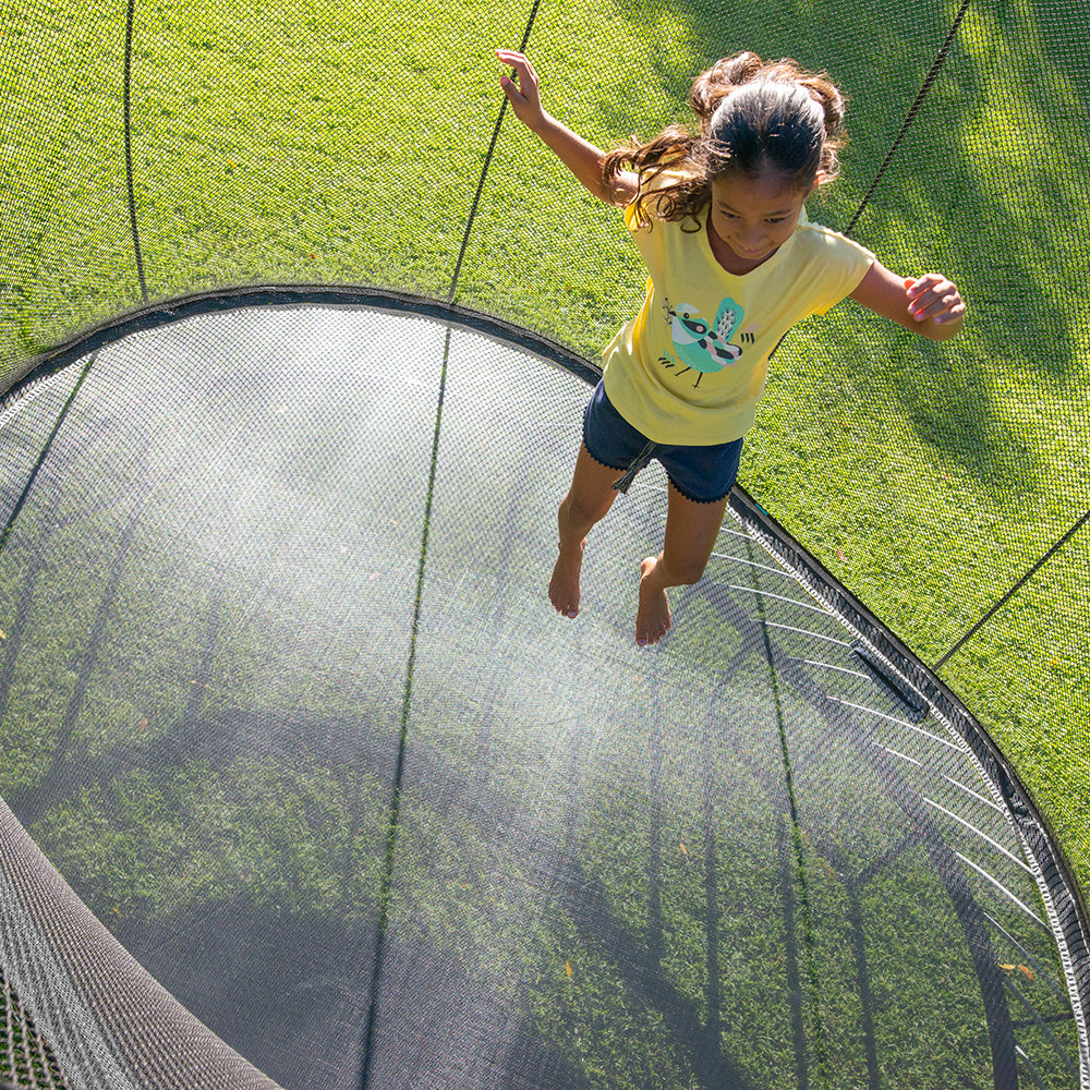 Medium Oval Trampoline - FAO Schwarz