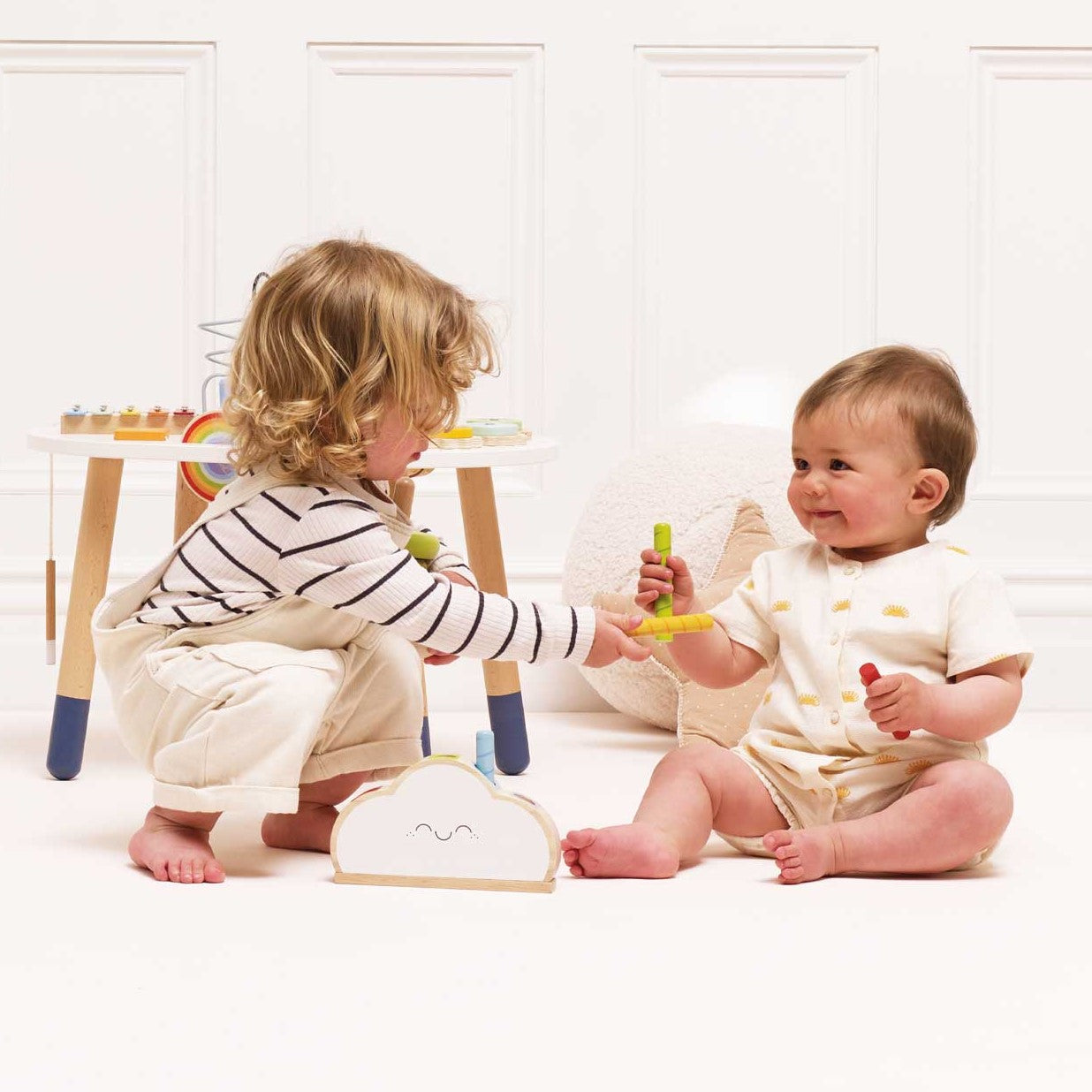 Rainbow Cloud Pop-up Toy - FAO Schwarz