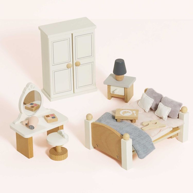 Wooden Dollhouse Bedroom Furniture Set – 19 Pieces - FAO Schwarz