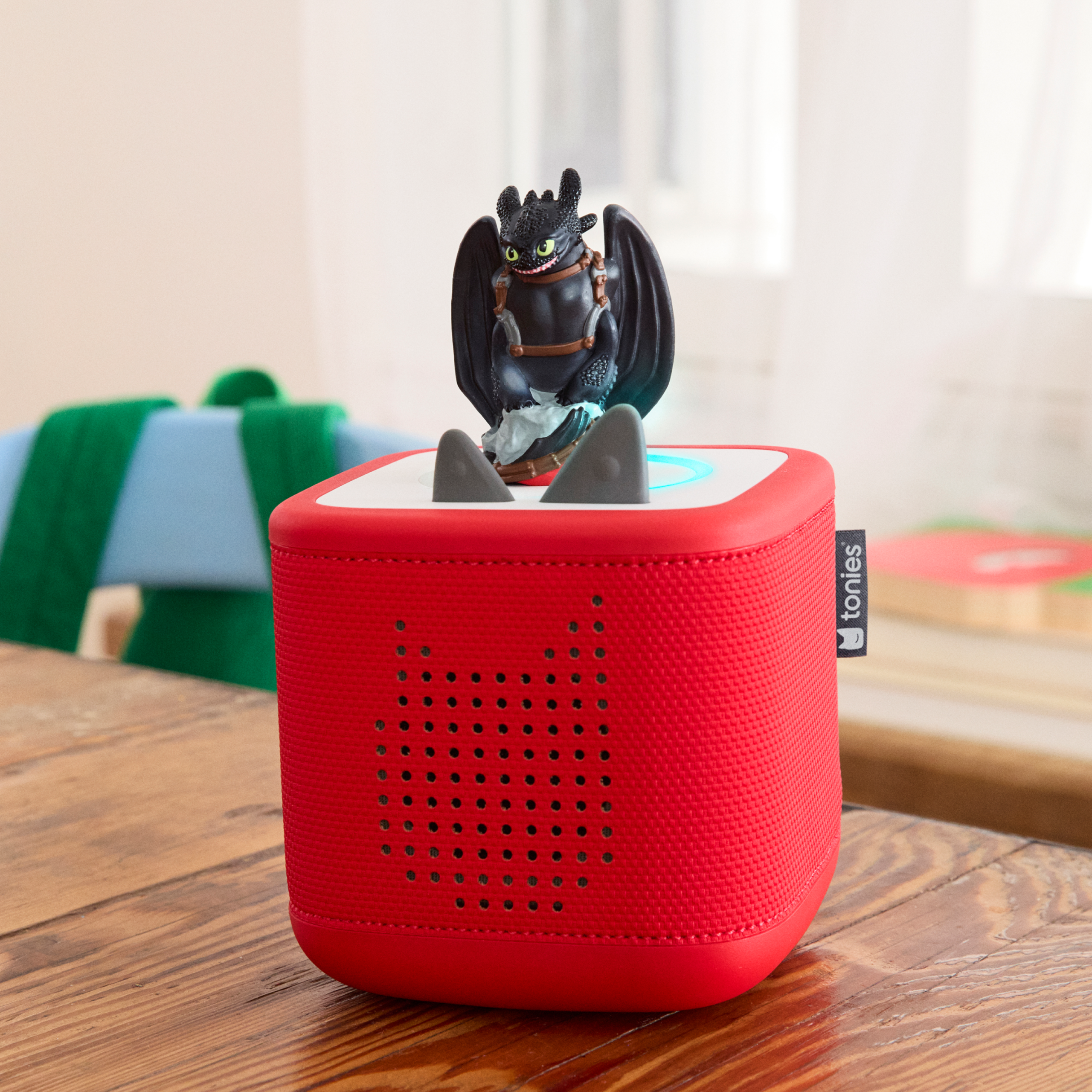 How to Train Your Dragon: Toothless Tonie - FAO Schwarz