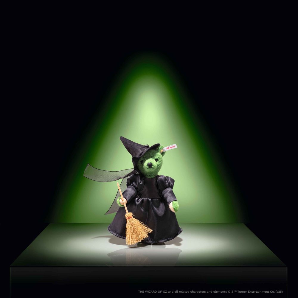 Elphaba – Wicked Witch of the West Teddy Bear - FAO Schwarz