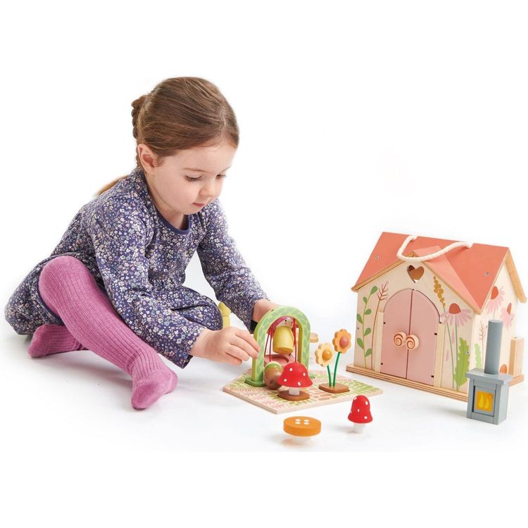 Rosewood Cottage - FAO Schwarz