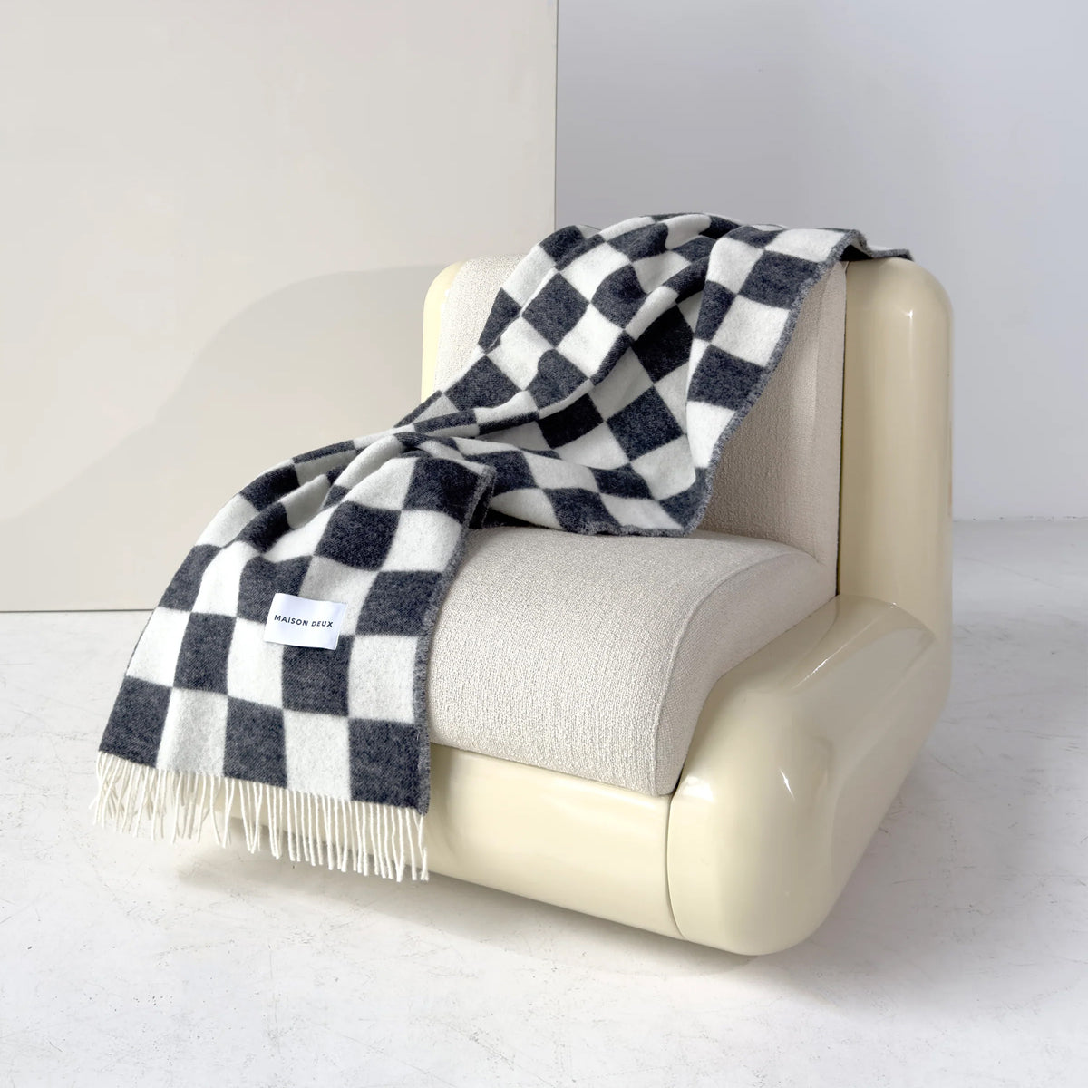 Checkerboard Blanket – Black/White - FAO Schwarz