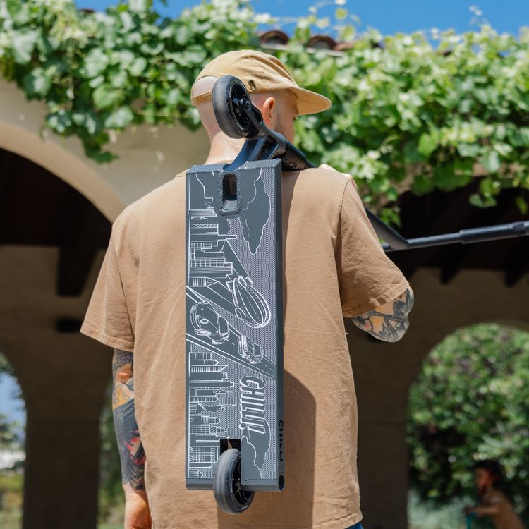 Micro Chilli Zeppelin Pro Scooter – Black/Grey - FAO Schwarz