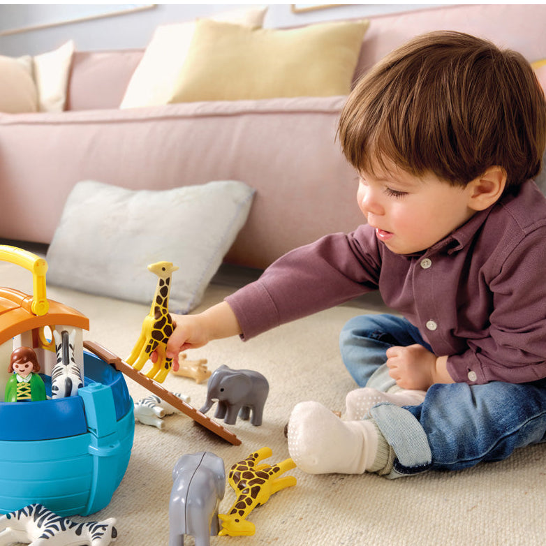 Playmobil Junior: My Take Along Noah´s Ark - FAO Schwarz