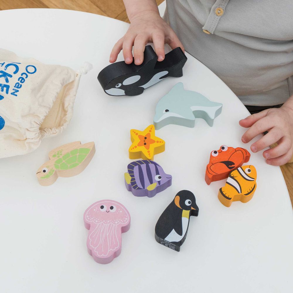 Ocean Life Stacking Animals & Bag - FAO Schwarz
