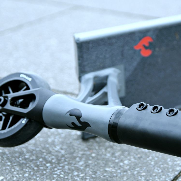 Micro Chilli Zeppelin Pro Scooter – Black/Grey - FAO Schwarz