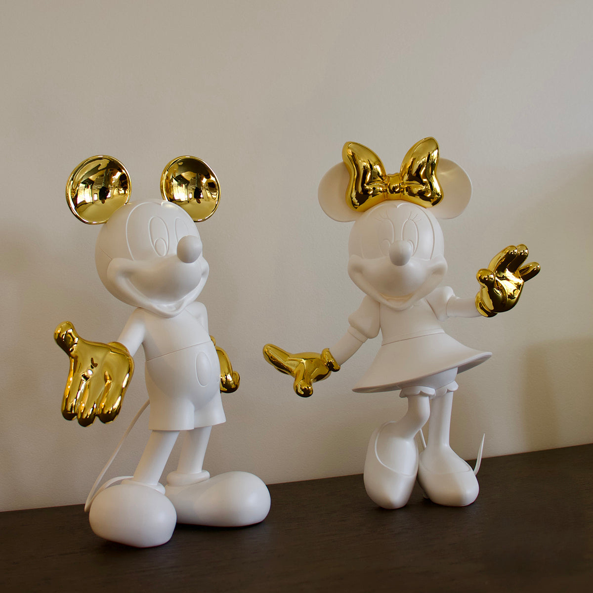Mickey Mouse Figure White & Gold – 23.6″ - FAO Schwarz