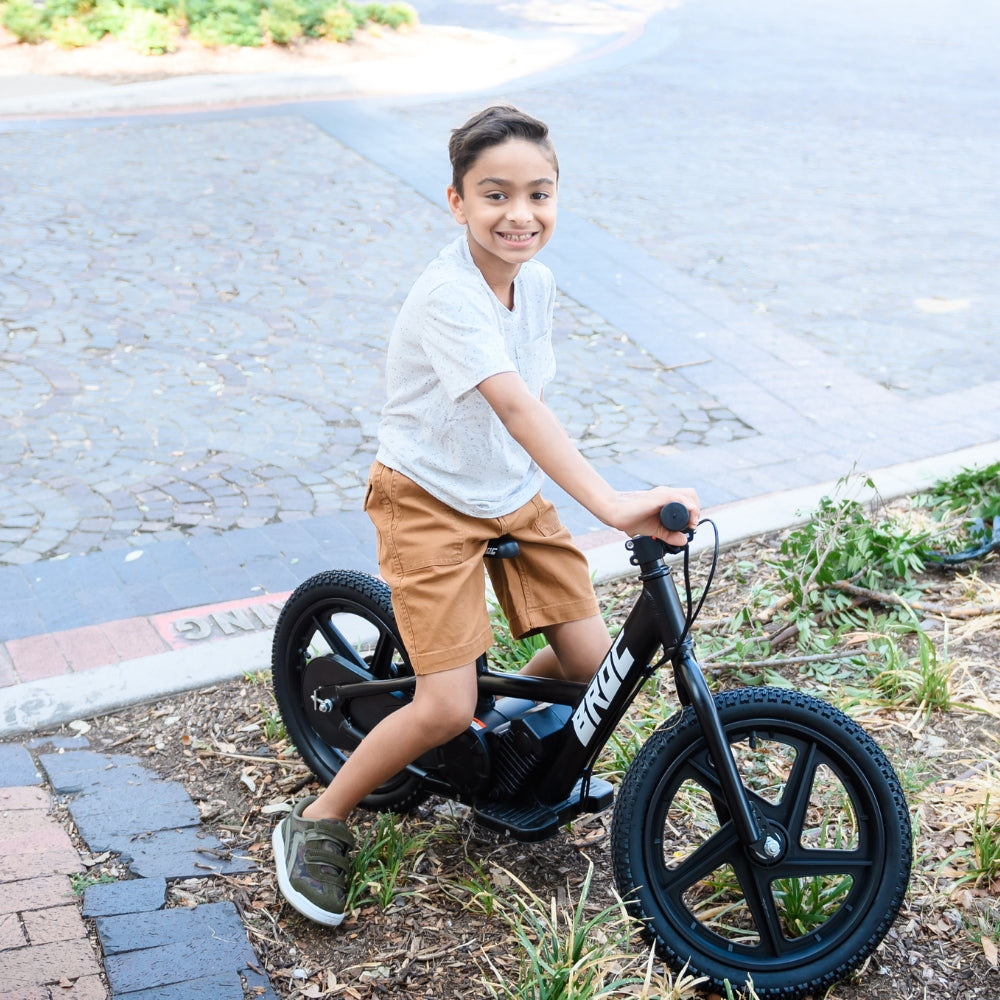 16″ Electric Bike – Black - FAO Schwarz
