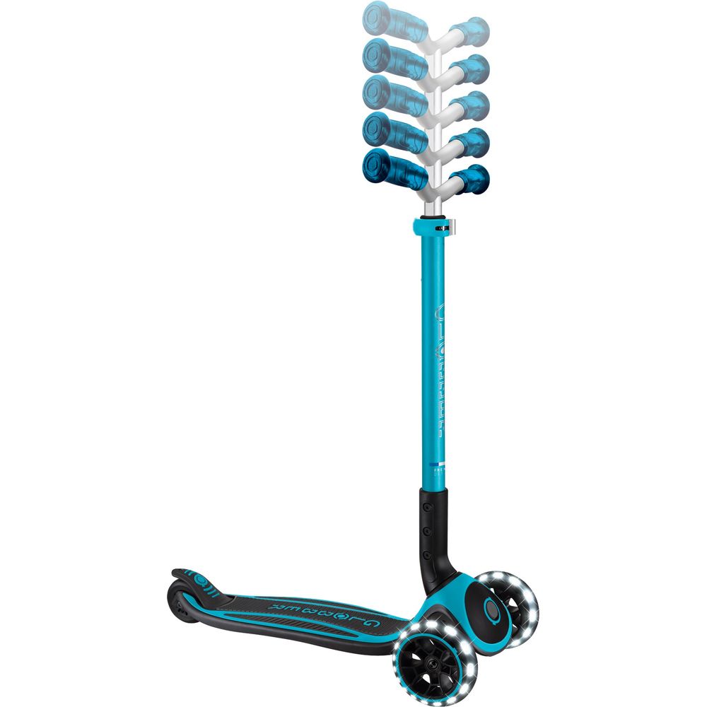 Ace Lights Scooter - FAO Schwarz