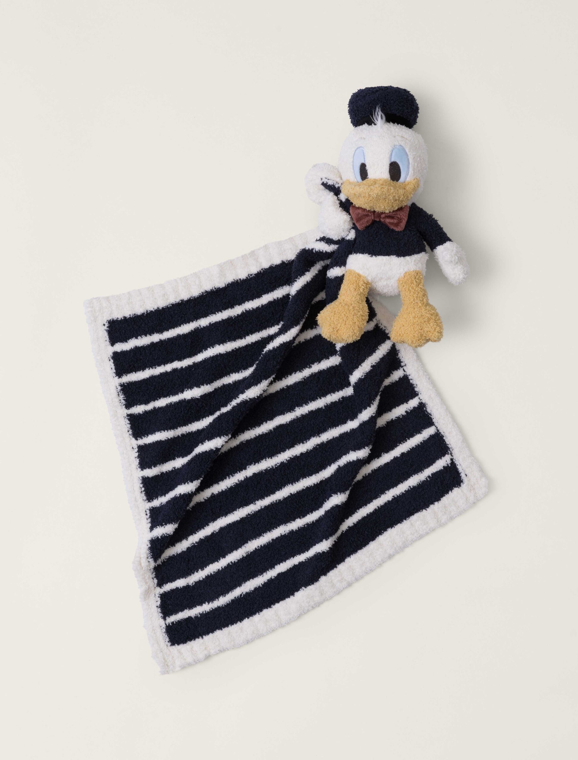 CozyChic® Disney Donald Duck Blanket - FAO Schwarz